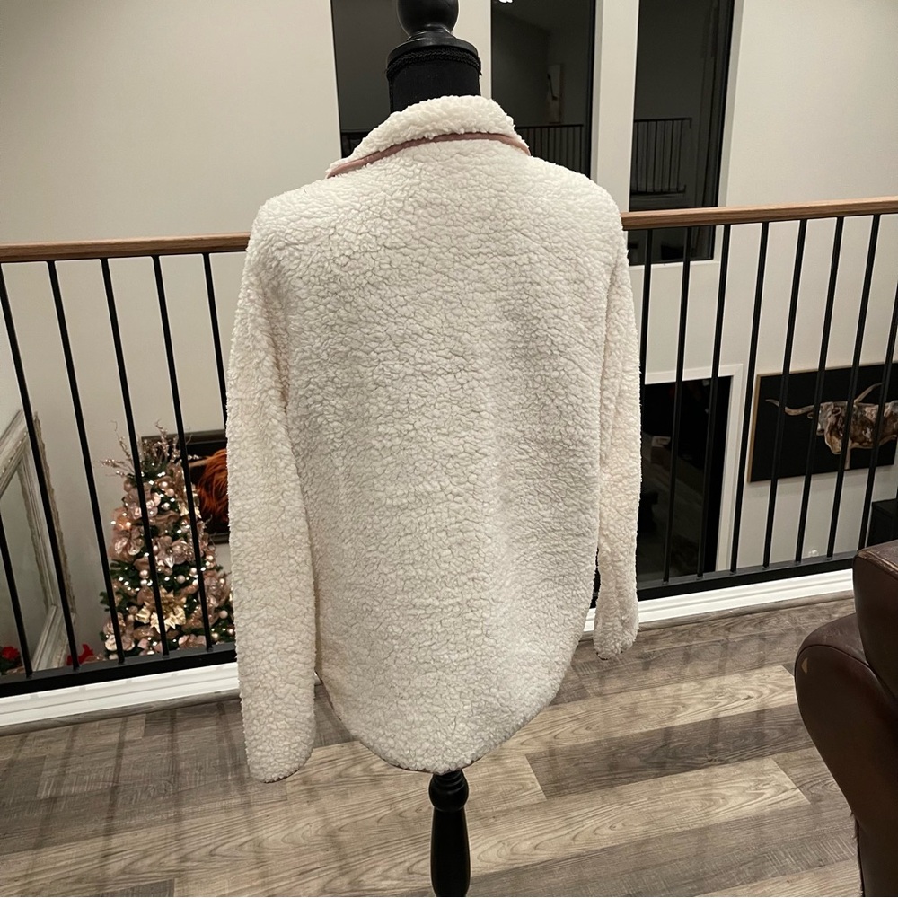 Women's Cream and Pink Sherpa Jacket - Picture 4 of 6